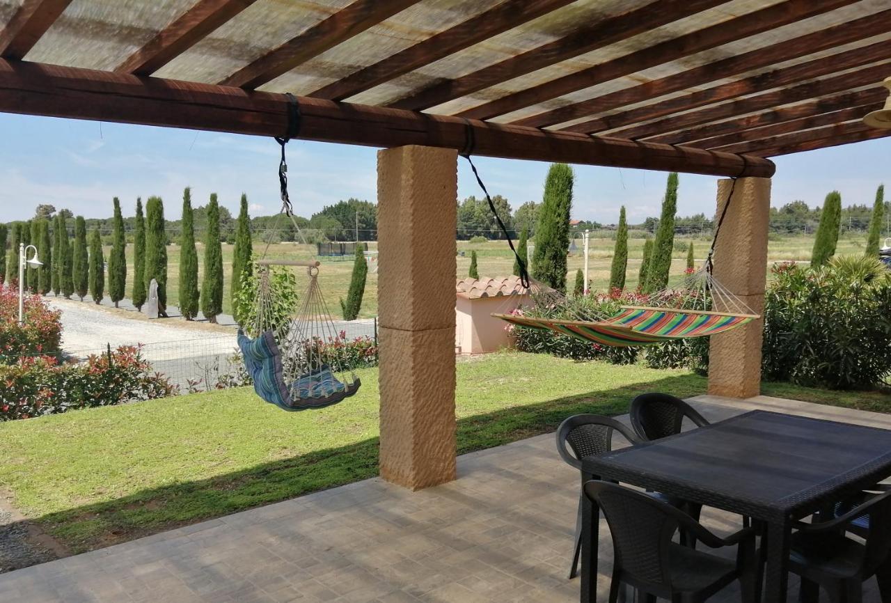 Fattoria Palazzeta - Pet & Family Friendly Aparthotel Cecina  Bagian luar foto