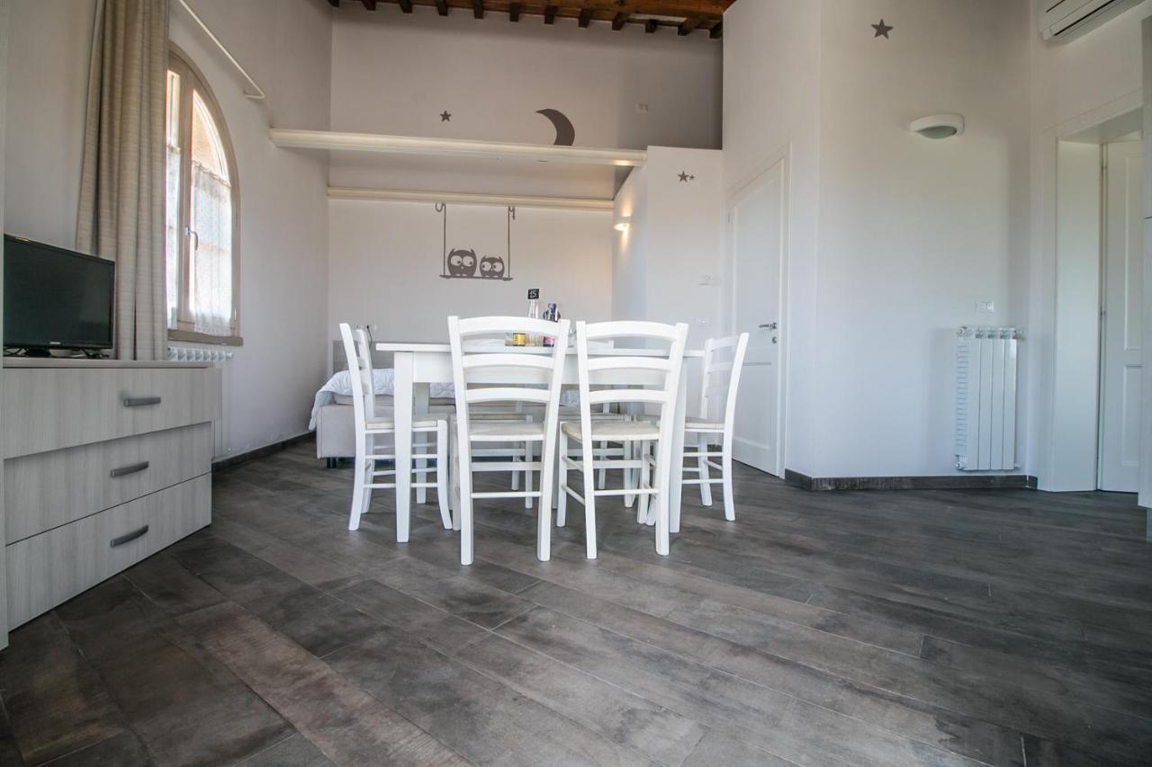 Fattoria Palazzeta - Pet & Family Friendly Aparthotel Cecina  Bagian luar foto