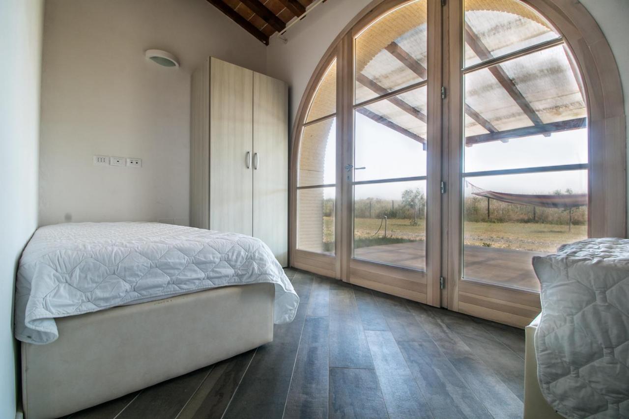 Fattoria Palazzeta - Pet & Family Friendly Aparthotel Cecina  Bagian luar foto