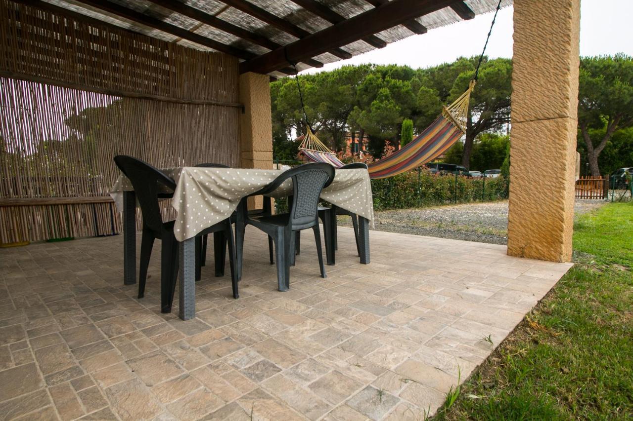 Fattoria Palazzeta - Pet & Family Friendly Aparthotel Cecina  Bagian luar foto