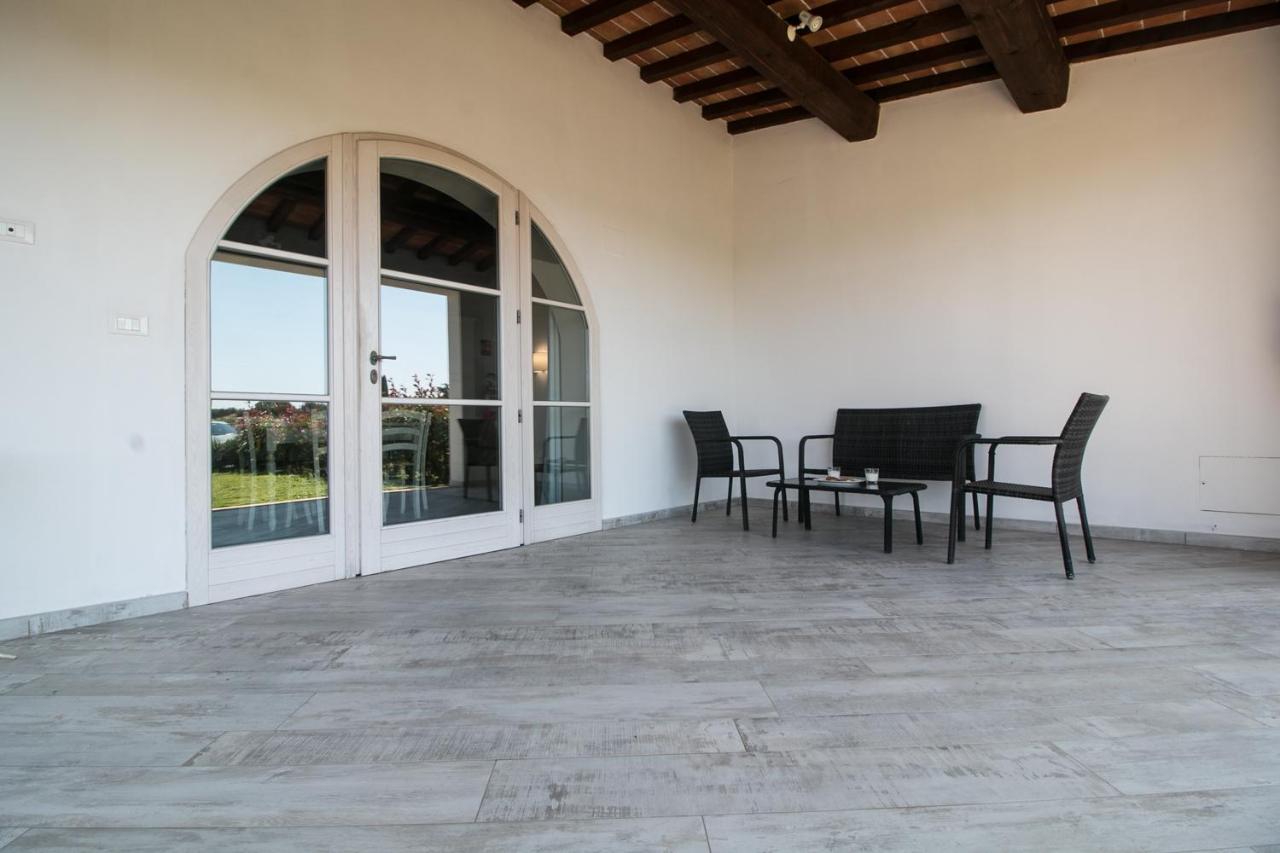 Fattoria Palazzeta - Pet & Family Friendly Aparthotel Cecina  Bagian luar foto