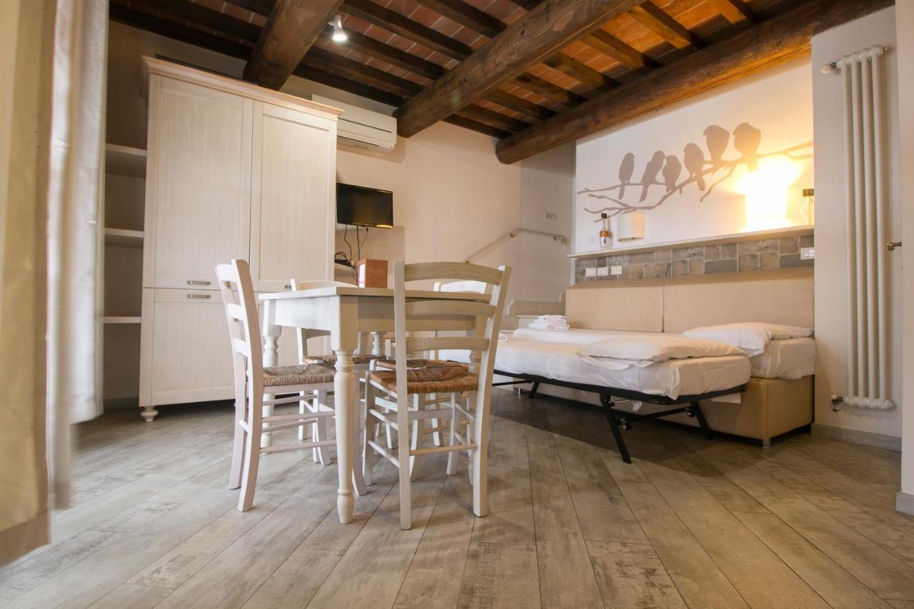 Fattoria Palazzeta - Pet & Family Friendly Aparthotel Cecina  Bagian luar foto